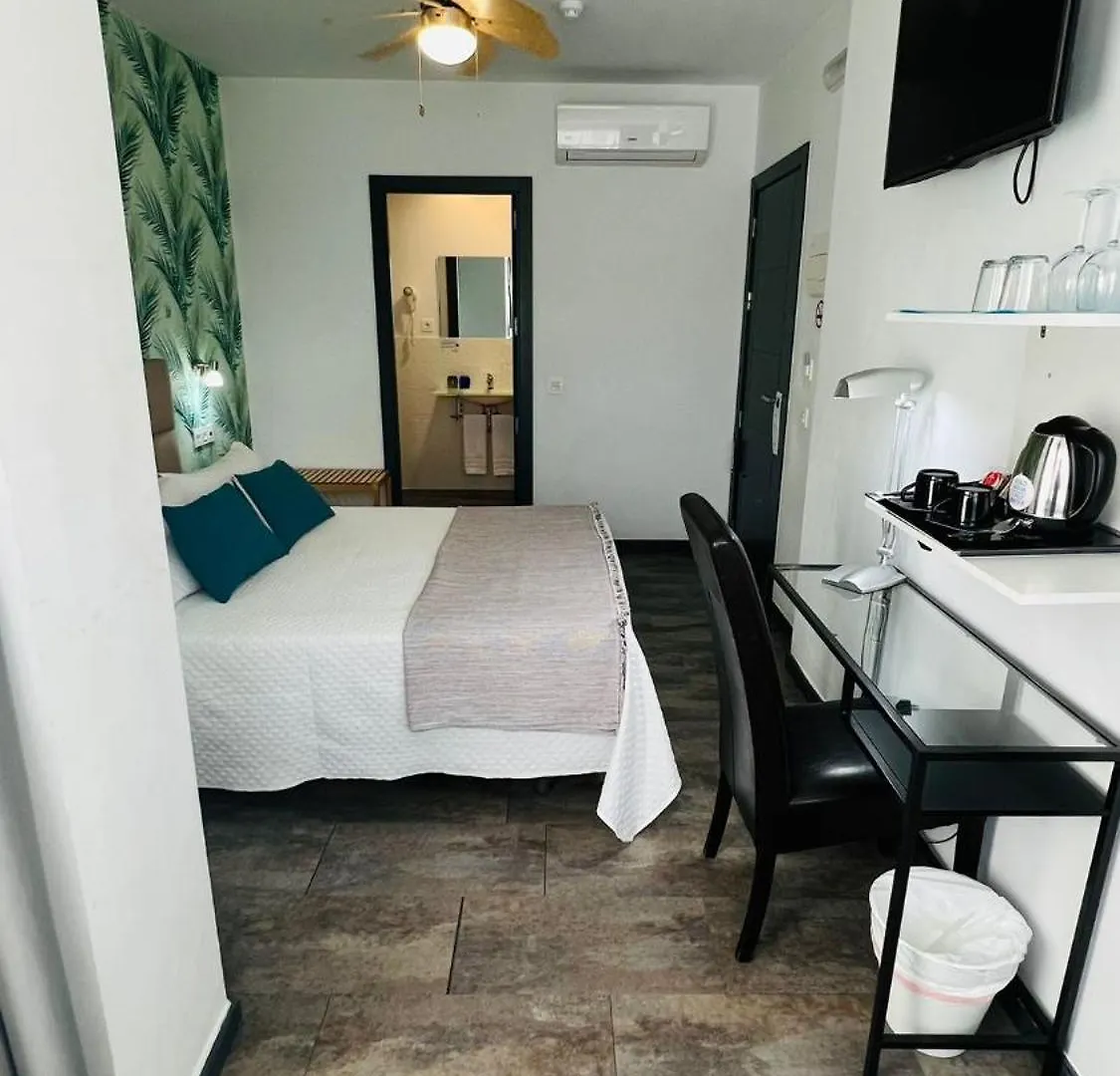 בית הארחה טורמולינוס Bajondillo Beach Cozy Inns (Adults Only)