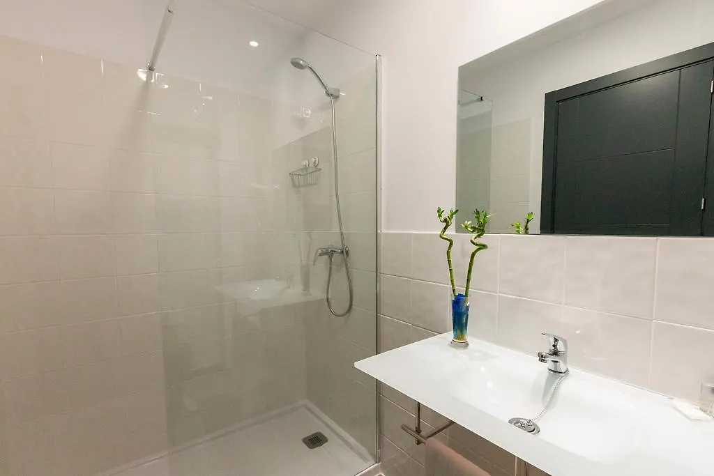 *** בית הארחה טורמולינוס Bajondillo Beach Cozy Inns (Adults Only) ספרד